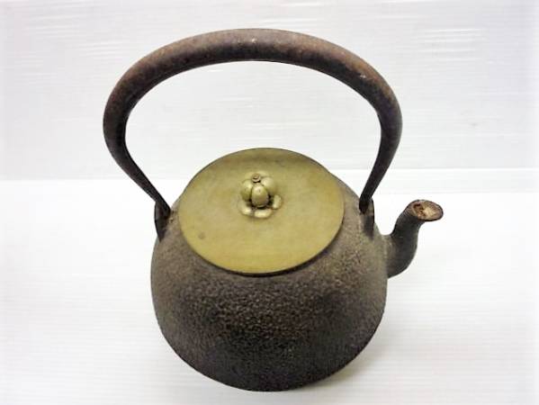 鉄瓶 龍文堂 鉄瓶 刻印 一覧 龍文堂 りゅうぶんどう 鉄瓶の価値や歴史