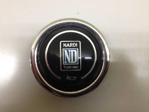 ホーンボタン NARDI ナルディ TORINO ・当方オークションをご覧になっ