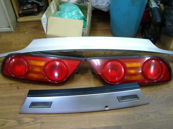 希少！ 後期型 180SX 左右テールガーニッシュ一式 中古 自動車