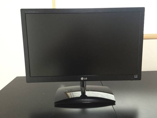 美品★LG E2251VR-BN 21.5インチ 液晶 動作確認済★