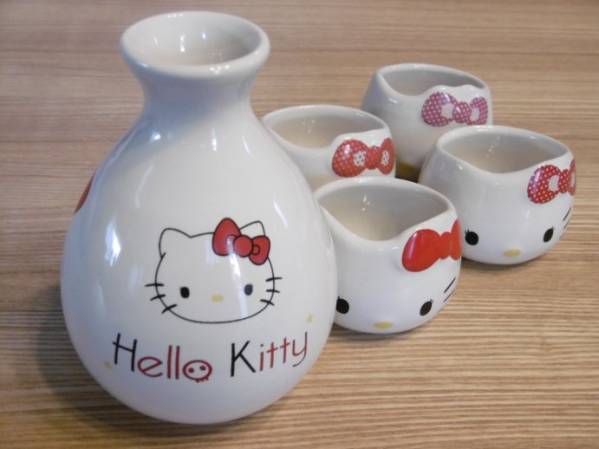 キティ 徳利とお猪口セット 特価 公式 HELLO KITTY☆キティちゃんの酒器セット☆徳利+おちょこ