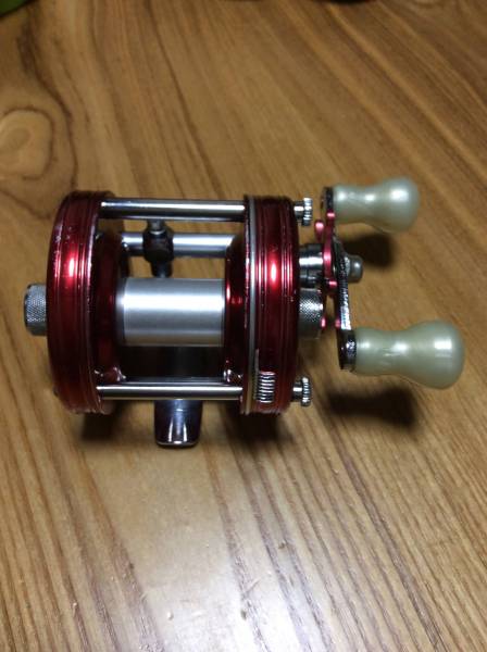 ABU 5000 中古品 ABU Ambassadeur 5000D ベイトリール ABU ベイト