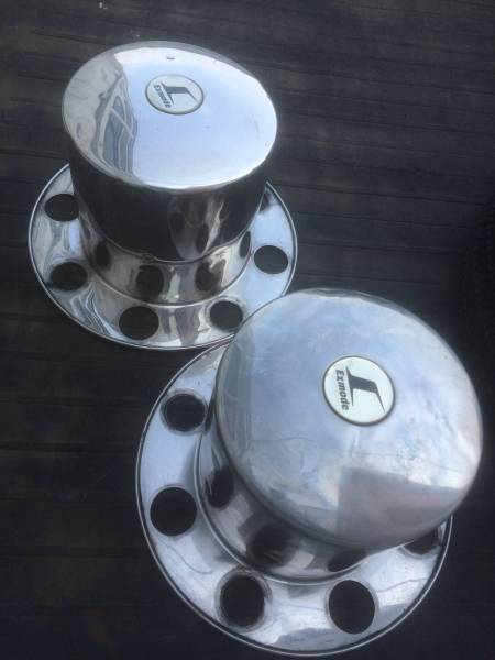 エクスモード☆大型用ホイールキャップ？カバー？の２個セット