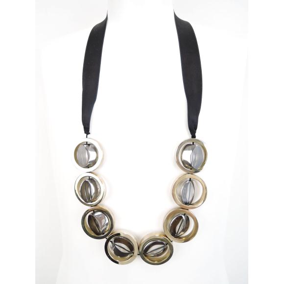 マルニ ＭＡＲＮＩ ＮＥＣＫＬＡＣＥ