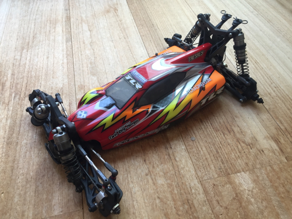 ロッシ TLR22-4 トレスレイ(LOSI DEXBMAXZX6YZ-4B44)