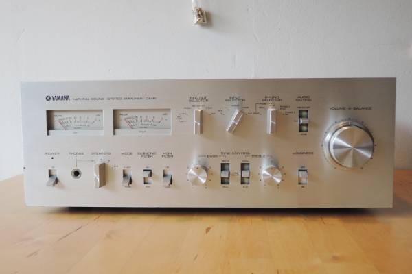 YAMAHA　ヤマハ ステレオプリメインアンプ CA-R1