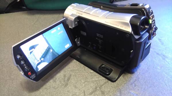 SANYO 水中可☆Xacti DMX-CA100 デジタルムービーカメラ SANYO