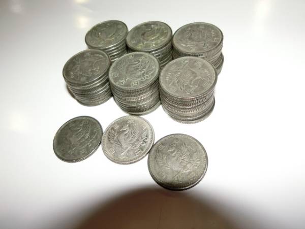 9－貨幣「鳳凰100円銀貨 63枚 6300円分」＞古銭 【公式通販】