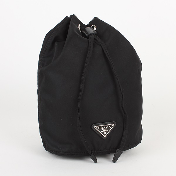 q181a【プラダ】ナイロン 巾着型ポーチ 小物入れ ブラック 3705 プラダ ナイロン PRADA プラダ☆Re-Nylon j8fkau Re