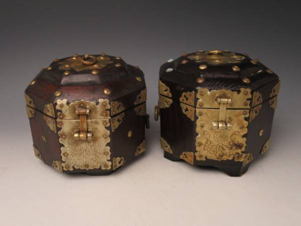 李朝 李朝家具 真鍮金具 無垢材 魚型錠前 モリジャン バンダジ 箪笥 李