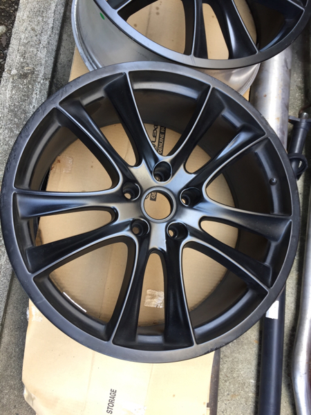 ポルシェ カイエン Q7 トゥアレグ 22インチPCD130アルミホイール