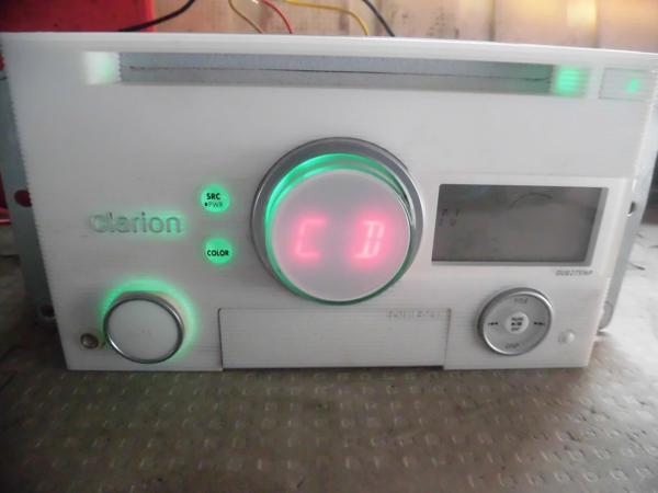 ◆クラリオン DUB275MP　2DIN/CD/USB/フロントAUX
