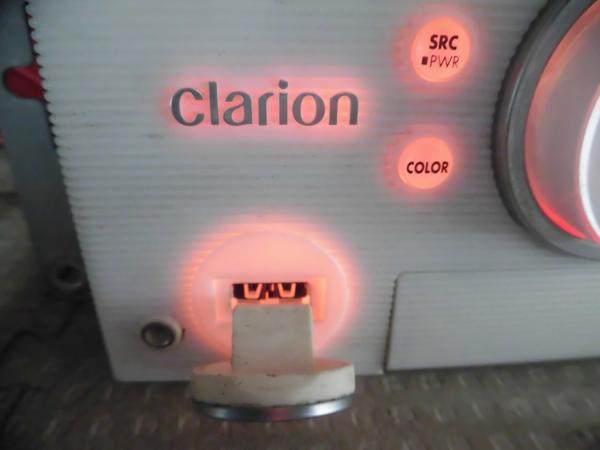 ◆クラリオン DUB275MP　2DIN/CD/USB/フロントAUX