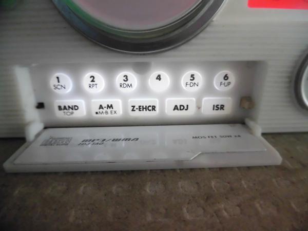 ◆クラリオン DUB275MP　2DIN/CD/USB/フロントAUX