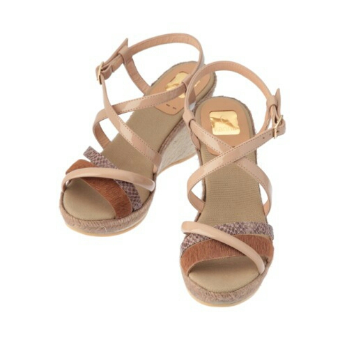 ショップチャンネル☆Kanna☆ 牛革コンビ ウェッジヒール新品