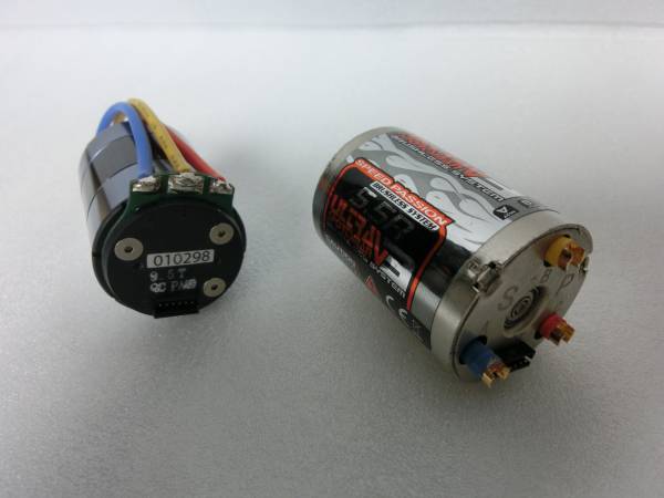 ブラッシレスモーター２品