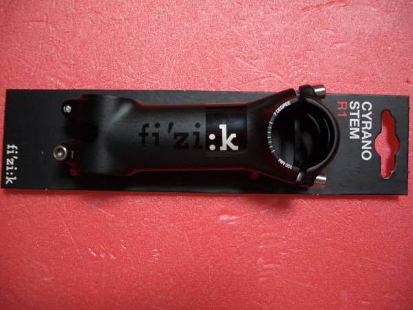 フィジーク　ステム　CYRANO R1　シラノ　新品　100mm