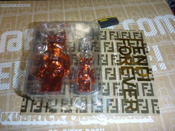 激レア！　ＦＥＮＤＩ　ベアブリック　オレンジ　フェンディ