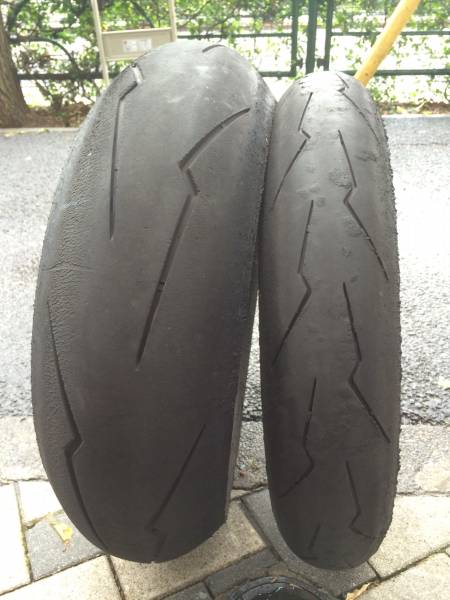 120⁄70ZR17 SP V2. ハイグリップ中古タイヤ!ピレリ◎スーパーコルサ 