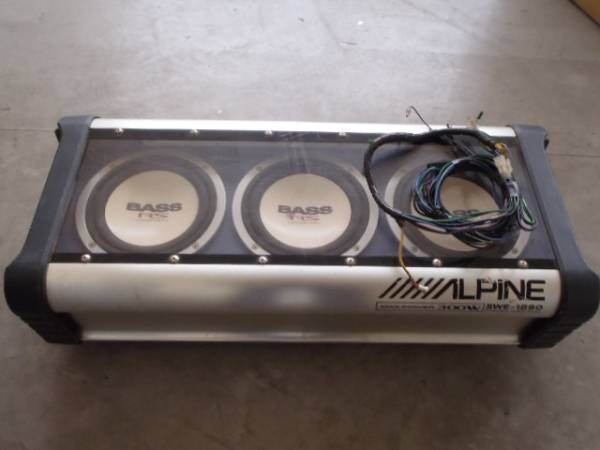 アルパイン アンプ内蔵 サブウーファー SWE-1890 MAX300W アルパイン