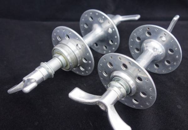 スギノ・ノルマンディー　ラージフランジハブ丸穴ウイングナット