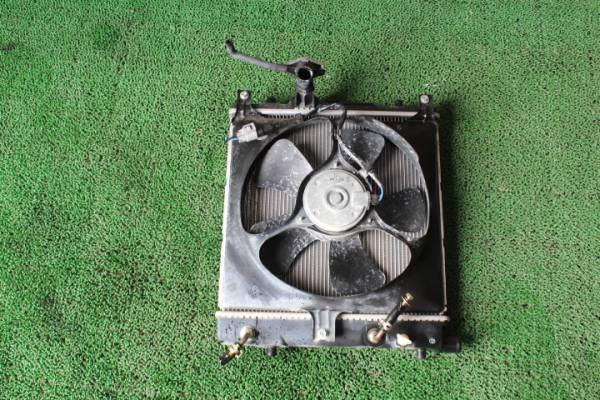 H24 アルト ラパン DBA-HE22S ラジエーター【ファン付】 AL1