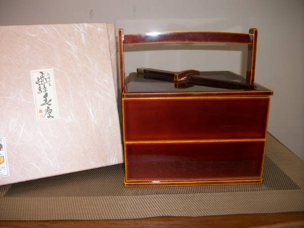  激安 飛騨春慶塗 持手 箸付二段重 品 格安(重箱)｜売買されたオークション情報、yahooの商品情報をアーカイブ公開 - オークファン 重箱
