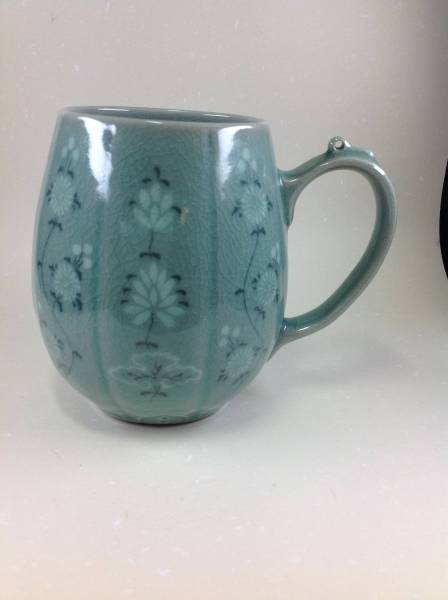 高麗青磁　麦酒杯　