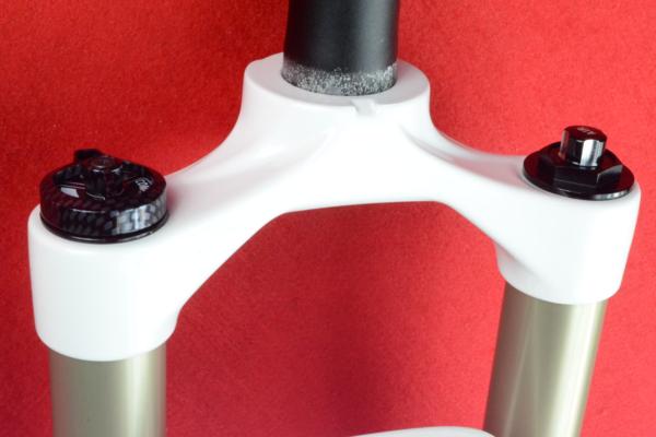 即決■新品★RST★F1RST 30 PLATINUM★軽量エアサス★国内発★白