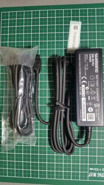 シマノ Di2 ファームアップ対応充電器セット シマノ Di2 パーツ SM