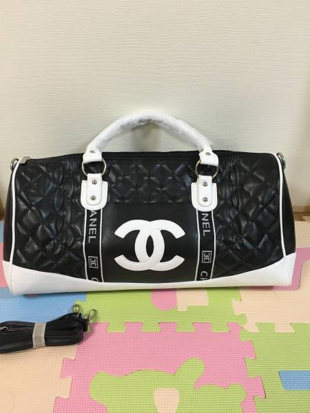 CHANEL ノベルティ がま口ボストン型 ショルダーバッグ ブラック シャネル 黒 ボストン バック ノベルティ ショルダー CHANEL(シャネル
