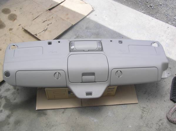 ノア(AZR65，AZR60，ヴォクシーに)オーバーヘッドコンソール