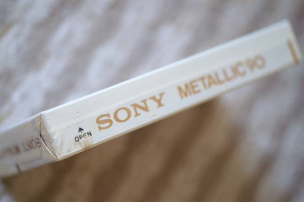 ★☆新品、未開封、ソニー　メタリック90　1本☆★