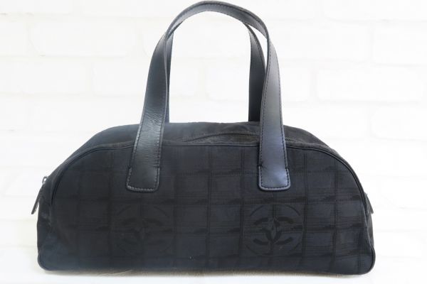 CHANEL】シャネル ニュートラベルミニボストンバッグ 黒 O18 中古