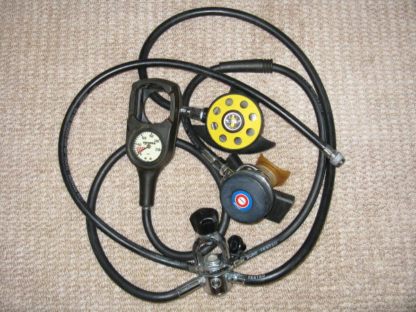 レギュレター・オクトパス・残圧計　完全ジャンク　①