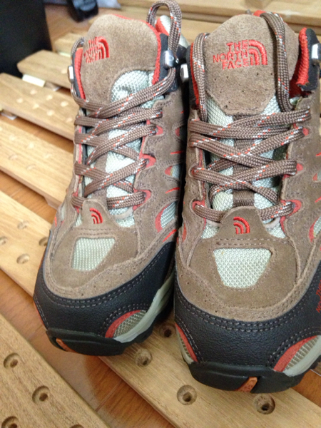 ノースフェイス キッズ トレッキングシューズ 未使用 19.5cm_1