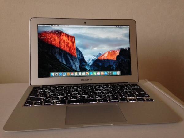MacBook Air 11インチ mid2012 i5 1.7Ghz/4G/128GB MD224J/A 【公式通販】