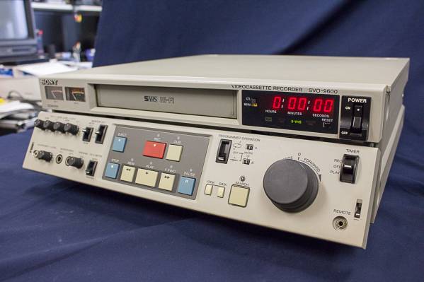 SONY S-VHS Hi-Fi 業務用 ビデオデッキ SVO-9600