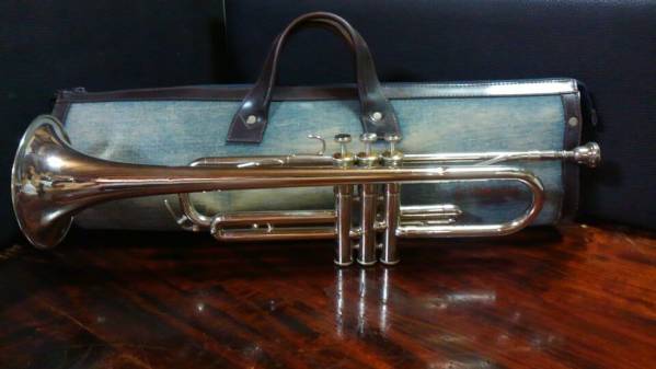 YAMAHA トランペット YTR-135(040163)メンテ済ケース付(練習用)