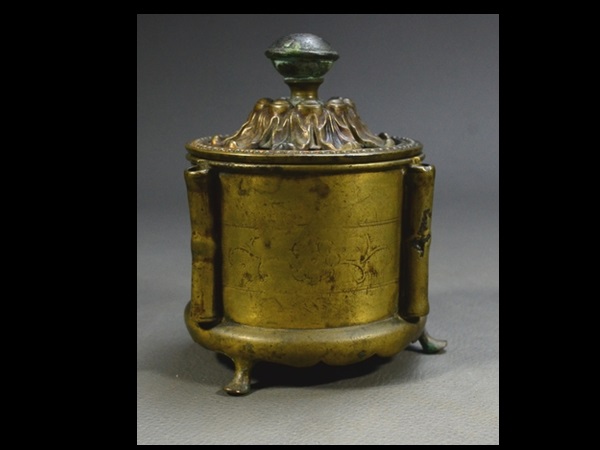 美術品・アンティーク・コレクション 【仏教美術】砂張り‥古銅香炉? 美術品・アンティーク・コレクション 【仏教美術】砂張り‥古銅香炉?