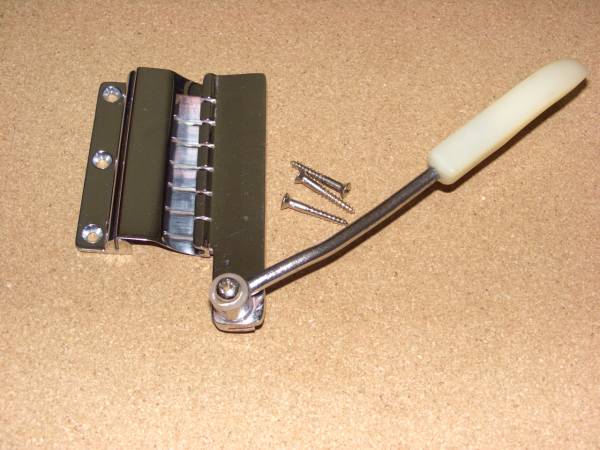 Vintage 68 Gibson Maestro Vibrola