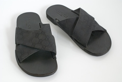 f275☆ GUCCI グッチ GG柄クロスサンダル メンズ ブラック