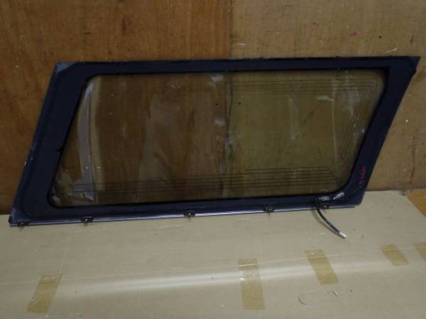 3656 JZS130G クラウンワゴン 左サイドガラス 純正 中古 即決
