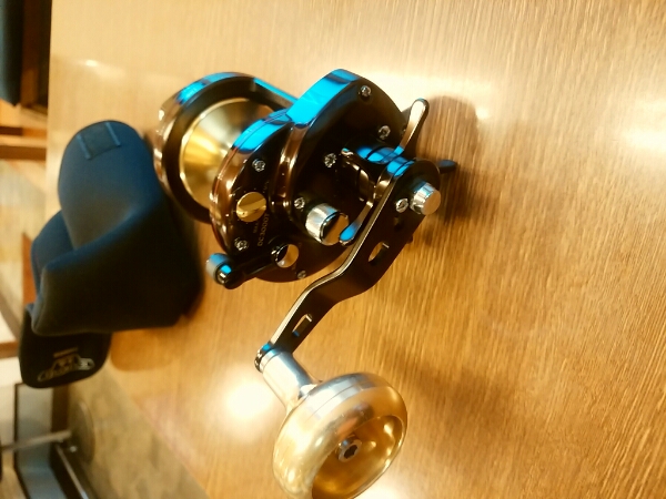 シマノ 石鯛リール 海魂DC3000T スポーツ、レジャー リール 【公式通販】