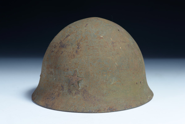 旧日本軍 鉄帽 ヘルメット 星章付 旧日本軍 鉄兜 星印 ○ ヘルメット 鉄鉢 鉄帽 個人装備 ヘルメット