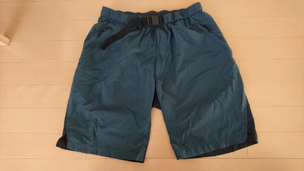 マウンテンイクイップメント ショートパンツ