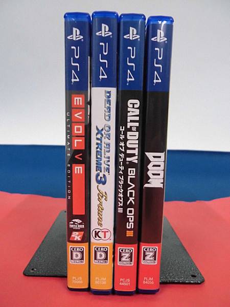 1円～☆PS4人気ソフト4本セットI*ネコポス可☆CALLofDUTY他(9743 1円