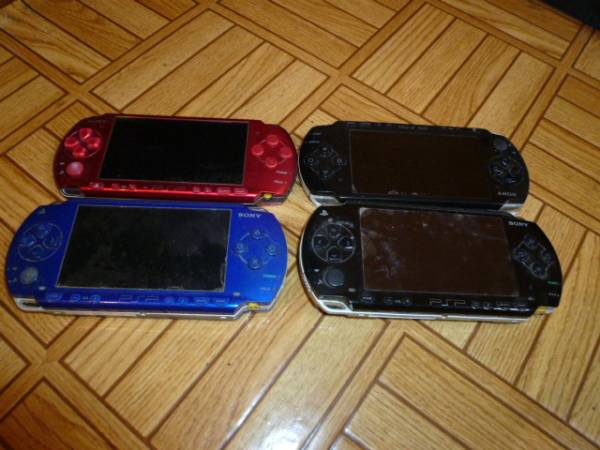 SONY PSP-1000 PSP-3000 本体 4台 ジャンク PSP PSP-3000 PSP-1000 4台