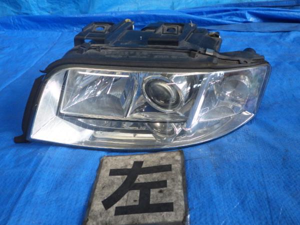 アウディA6[4BASNF後期]ヘッドライト(HID左ライト)ヘッドランプ