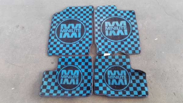 ミラジーノ　ミニライト　L700S　足マット1台分